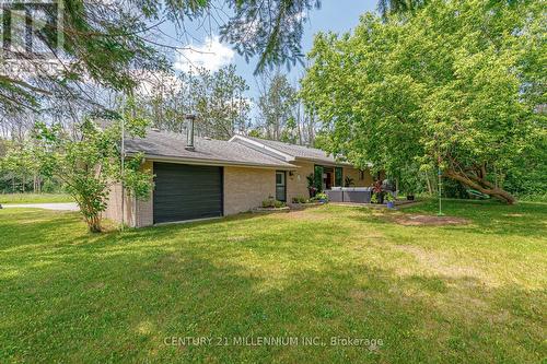 6278 Vancise Court, Clearview, ON - Outdoor