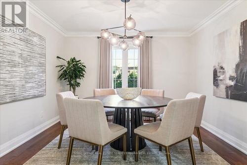 2072 Chippewa Trail, Mississauga, ON - Indoor Photo Showing Dining Room