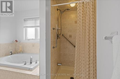 28 Millsborough Road, Brampton (Bram East), ON - Indoor Photo Showing Bathroom