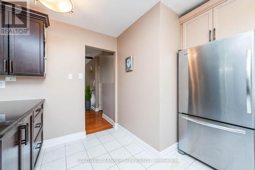 2483 Yarmouth Crescent, Oakville (Bronte West), ON - Indoor Photo Showing Kitchen