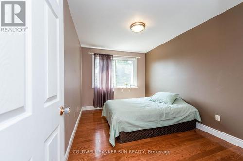 2483 Yarmouth Crescent, Oakville (Bronte West), ON - Indoor Photo Showing Bedroom