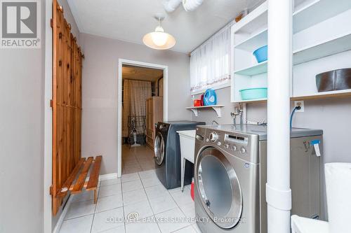 2483 Yarmouth Crescent, Oakville, ON - Indoor Photo Showing Laundry Room