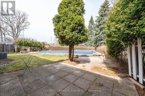 2483 Yarmouth Crescent, Oakville (Bronte West), ON - Outdoor