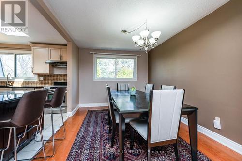 2483 Yarmouth Crescent, Oakville, ON - Indoor Photo Showing Dining Room