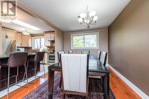 2483 Yarmouth Crescent, Oakville, ON - Indoor Photo Showing Dining Room