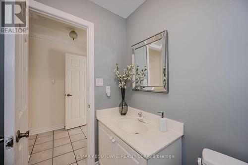 126 Howell Road, Oakville (River Oaks), ON - Indoor Photo Showing Bathroom