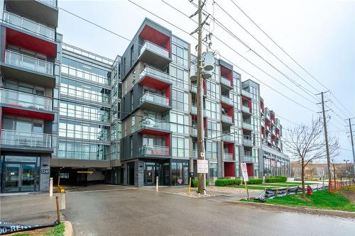 5230 Dundas Street|Unit #A428, Burlington, ON - Outdoor With Balcony