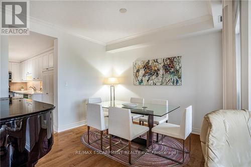 501 - 1000 Creekside Drive, Hamilton, ON - Indoor Photo Showing Dining Room