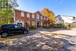 81 HAMILTON STREET N  Hamilton (Waterdown), ON L0R 2H0