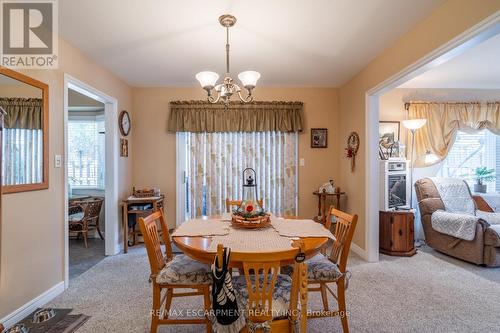 81 Hamilton Street N, Hamilton (Waterdown), ON - Indoor Photo Showing Dining Room