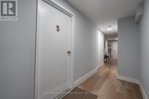 81 Hamilton Street N, Hamilton (Waterdown), ON - Indoor Photo Showing Other Room