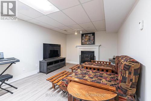 270 Rowntree Drive, Hamilton (Rushdale), ON - Indoor Photo Showing Bedroom