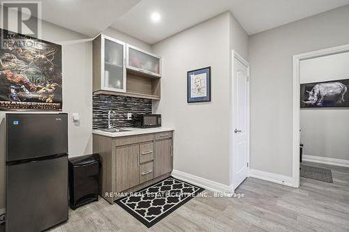 9738 Dundas Street E, Erin, ON - Indoor Photo Showing Other Room