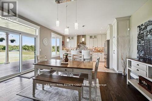 9738 Dundas Street E, Erin, ON - Indoor Photo Showing Dining Room