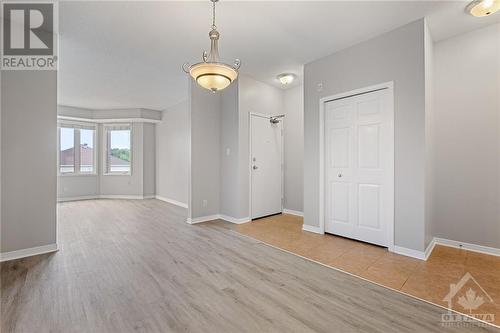 Dining room adjacent to Living Room - 190 Rustic Hills Crescent Unit#6, Ottawa, ON - Indoor Photo Showing Other Room