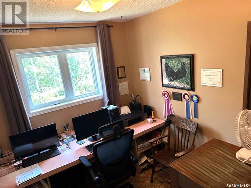 706 Donald Street, Hudson Bay, SK - Indoor Photo Showing Office