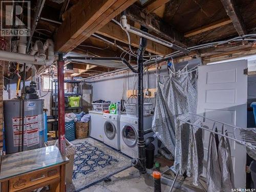 2165 Montague Street, Regina, SK - Indoor Photo Showing Laundry Room