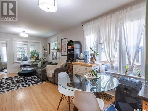 2165 Montague Street, Regina, SK - Indoor Photo Showing Living Room