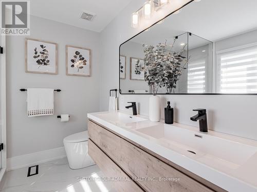 109 Barli Crescent, Vaughan, ON - Indoor Photo Showing Bathroom