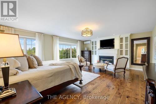 15 Logan Court, Whitchurch-Stouffville, ON - Indoor Photo Showing Bedroom With Fireplace