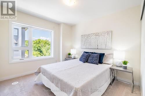 907 - 2635 William Jackson Drive, Pickering, ON - Indoor Photo Showing Bedroom