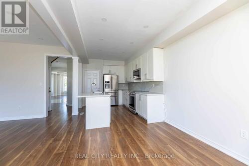 54 Killington Avenue, Vaughan, ON - Indoor Photo Showing Kitchen