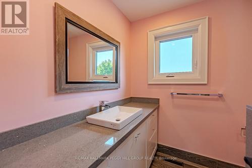 2269 Somers Boulevard, Innisfil (Alcona), ON - Indoor Photo Showing Bathroom