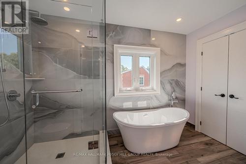 2269 Somers Boulevard, Innisfil (Alcona), ON - Indoor Photo Showing Bathroom