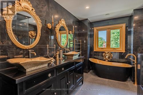 2269 Somers Boulevard, Innisfil (Alcona), ON - Indoor Photo Showing Bathroom