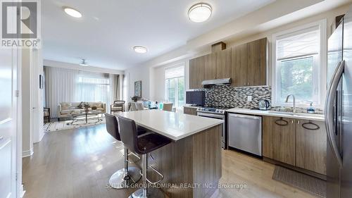 143 Lebovic Campus Drive, Vaughan, ON - Indoor Photo Showing Kitchen