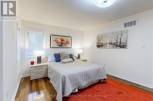 22 Nichols Boulevard, Markham (Cachet), ON - Indoor Photo Showing Bedroom