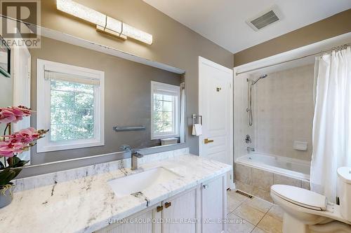 22 Nichols Boulevard, Markham (Cachet), ON - Indoor Photo Showing Bathroom