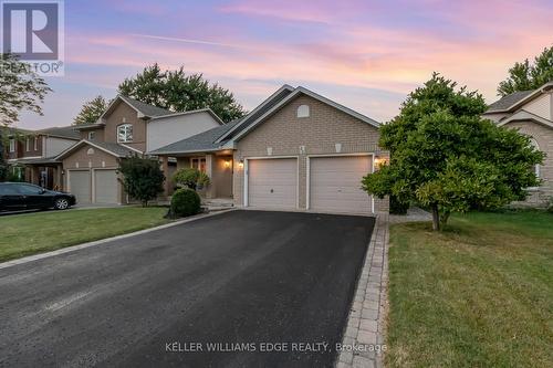 22 Hepburn Crescent, Hamilton (Mountview), ON - Outdoor With Facade