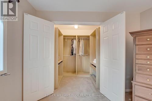 22 Hepburn Crescent, Hamilton, ON - Indoor Photo Showing Other Room