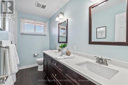 386 Hillcroft Street, Oshawa (O'Neill), ON - Indoor Photo Showing Bathroom