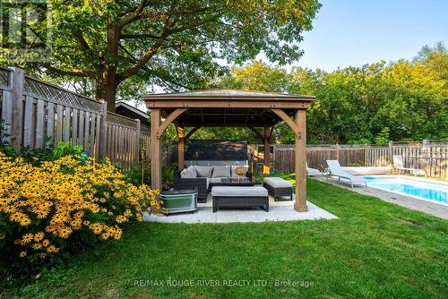 386 Hillcroft Street, Oshawa (O'Neill), ON - Outdoor With In Ground Pool With Backyard