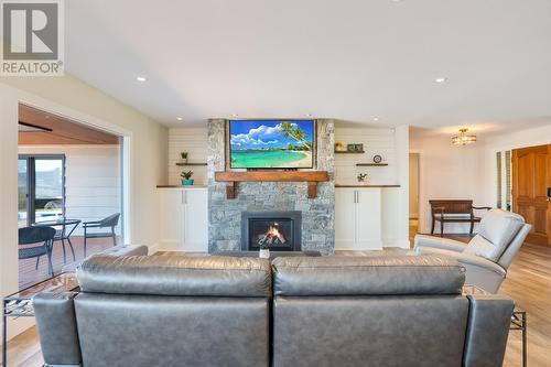 167 Westview Drive, Penticton, BC - Indoor Photo Showing Living Room With Fireplace