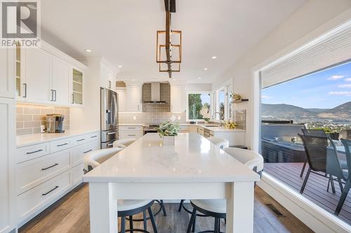 167 Westview Drive, Penticton, BC - Indoor Photo Showing Kitchen With Upgraded Kitchen