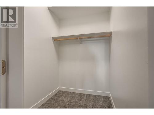 5620 51St Street Unit# 404, Osoyoos, BC - Indoor With Storage