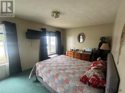 75 Maple St N, Timmins, ON - Indoor Photo Showing Bedroom