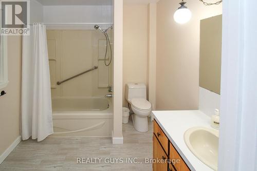 1002 Yankee Line, Smith-Ennismore-Lakefield, ON - Indoor Photo Showing Bathroom