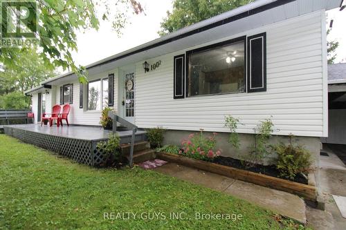 1002 Yankee Line, Smith-Ennismore-Lakefield, ON - Outdoor With Deck Patio Veranda With Exterior