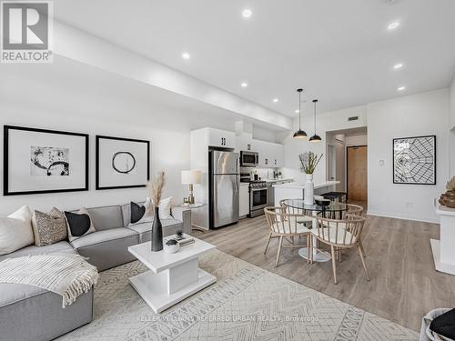 205 - 53 Colgate Avenue, Toronto (South Riverdale), ON - Indoor Photo Showing Living Room