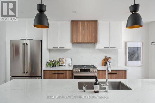 245 Linsmore Crescent, Toronto (Danforth Village-East York), ON - Indoor Photo Showing Kitchen With Upgraded Kitchen