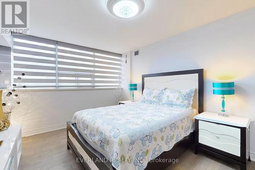 512 - 25 Silver Springs Boulevard, Toronto (L'Amoreaux), ON - Indoor Photo Showing Bedroom