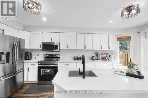 54 Marchwood Crescent, Clarington, ON - Indoor Photo Showing Kitchen With Double Sink