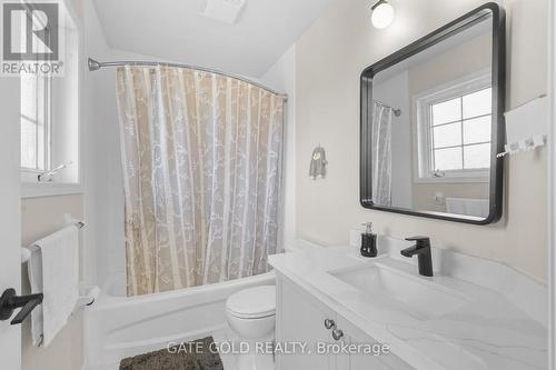 54 Marchwood Crescent, Clarington (Bowmanville), ON - Indoor Photo Showing Bathroom