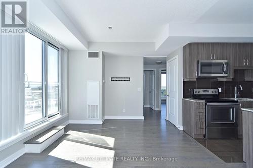 603 - 9191 Yonge Street, Richmond Hill, ON - Indoor Photo Showing Kitchen