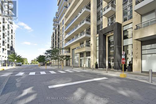 603 - 9191 Yonge Street, Richmond Hill, ON - Outdoor With Balcony With Facade