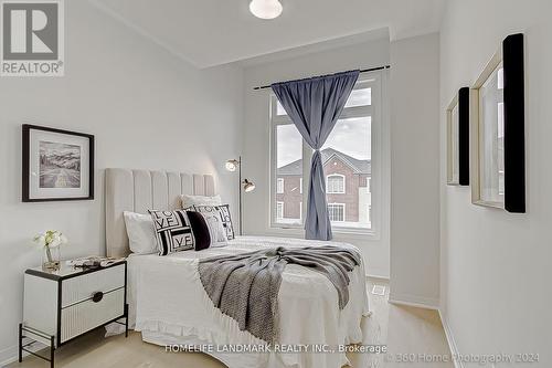 83 Schmeltzer Crescent, Richmond Hill, ON - Indoor Photo Showing Bedroom